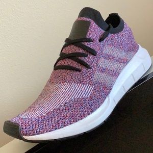 ADIDAS SWIFT RUN PRIMEKNIT SNEAKERS